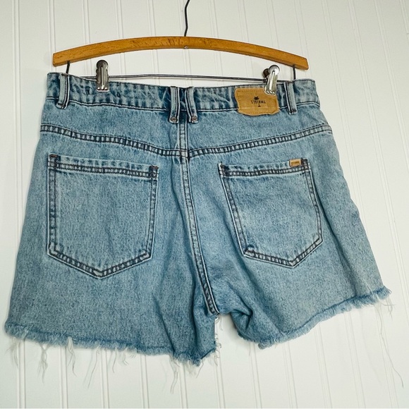 Thrills Erica Mid Rise Jean Cut Off Shorts - Picture 6 of 8